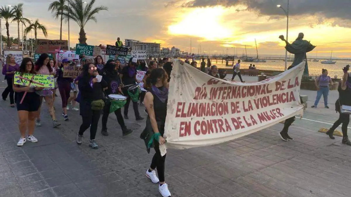 Protesta mujeres 25n la paz 